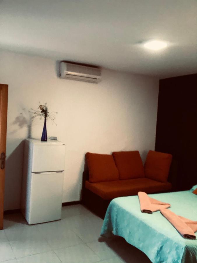 La Casa Del Primo Yo Trabajo Y Tu Beneficio